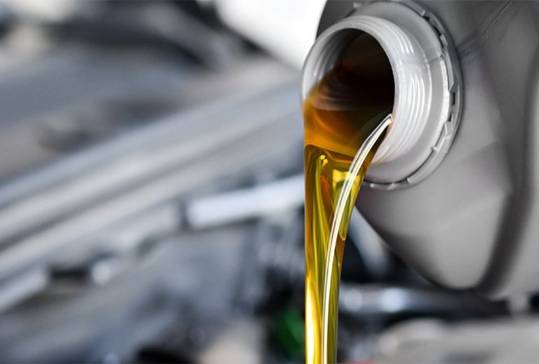 Fully automated detection of used technical oils